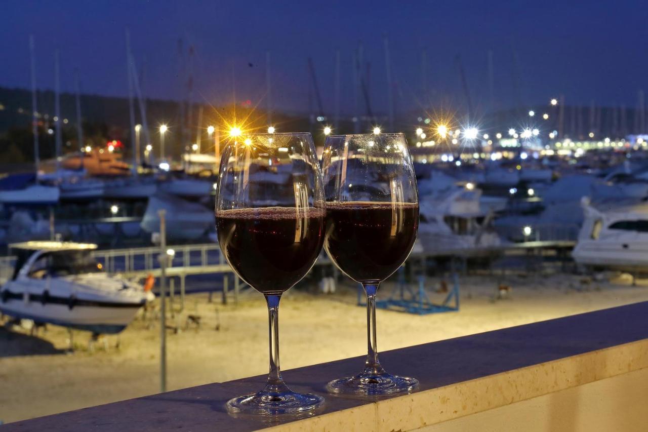 Luxury Apartments Monika Near The Sea With Private Parking Bibinje Buitenkant foto