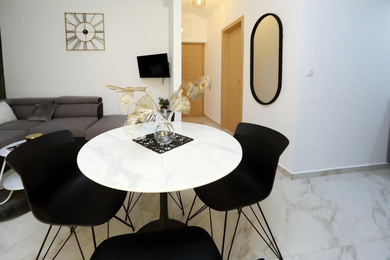 Luxury Apartments Monika Near The Sea With Private Parking Bibinje Buitenkant foto